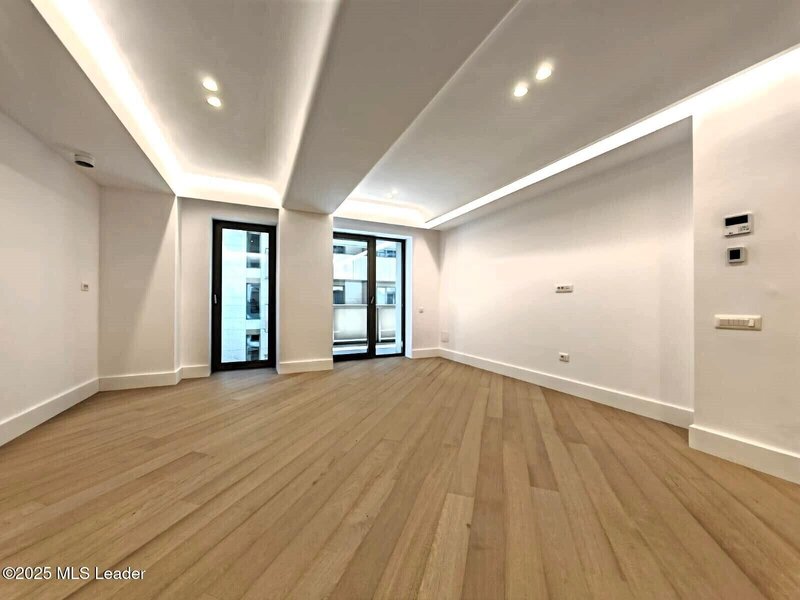 Cortina 126, locatie, apartament premium, finisaje de top langa padure