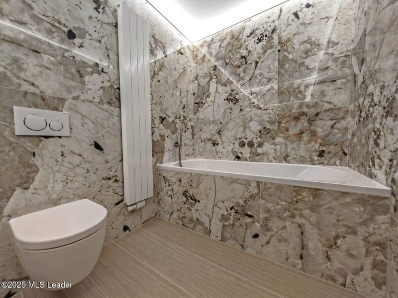 Cortina 126, locatie, apartament premium, finisaje de top langa padure